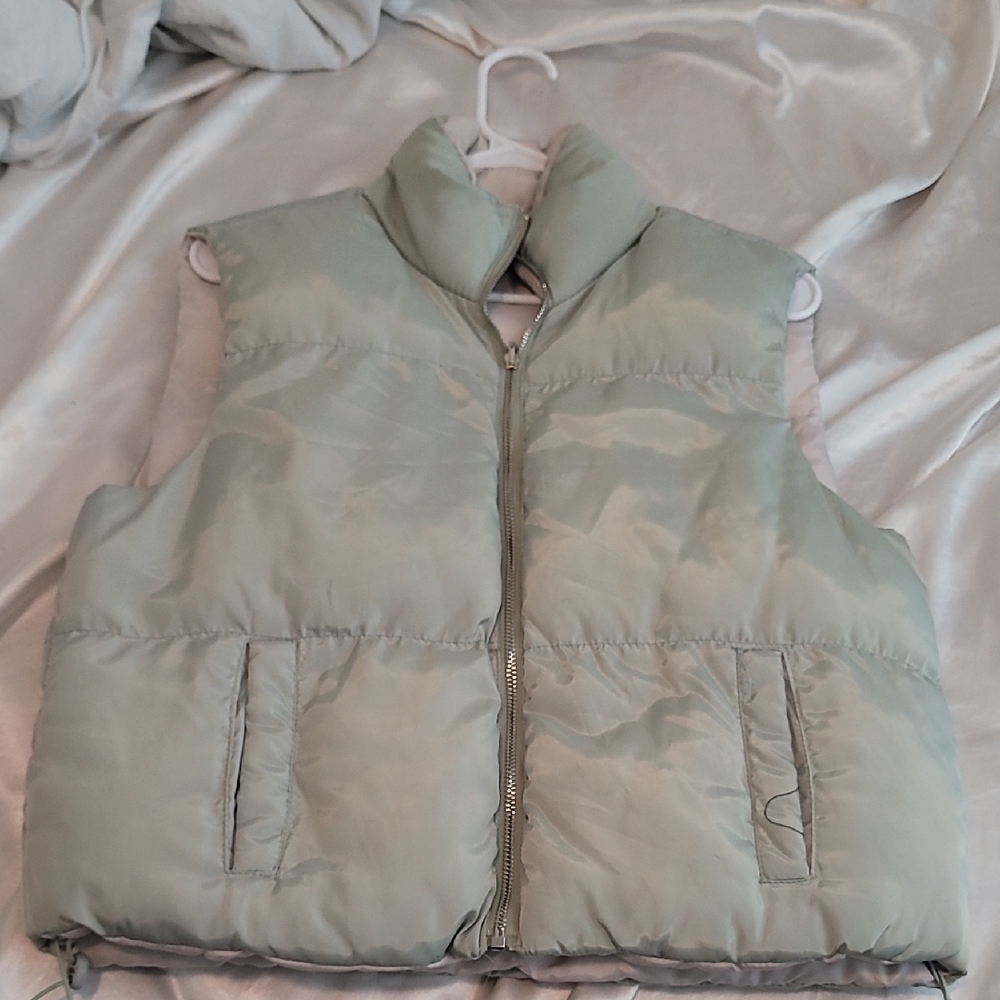 Pale Sage Puffer Vest - Sleeveless Zip Front